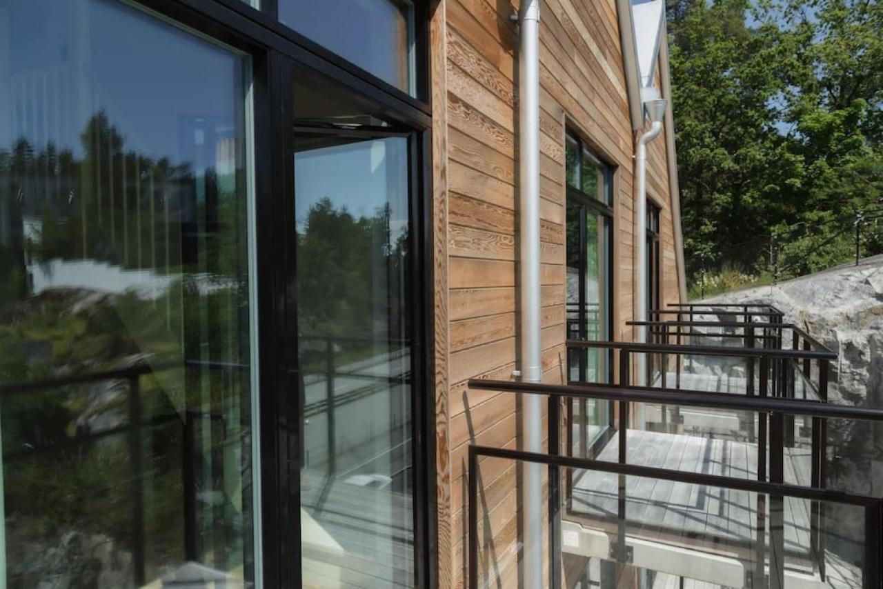 All In One Loft With Balcony And Free Parking Лидинго Экстерьер фото